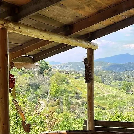 Sirince Magara Deresi Evleri. *