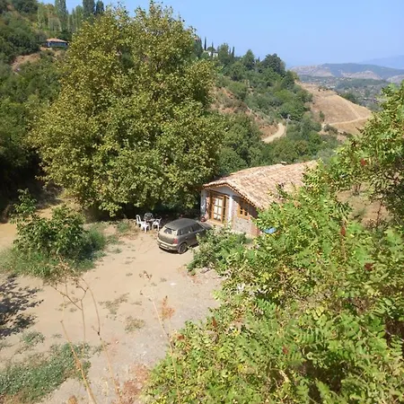 Sirince Magara Deresi Evleri. בקתה סלצ'וק