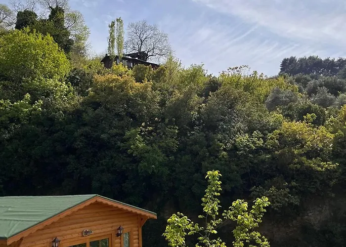 Sirince Magara Deresi Evleri.